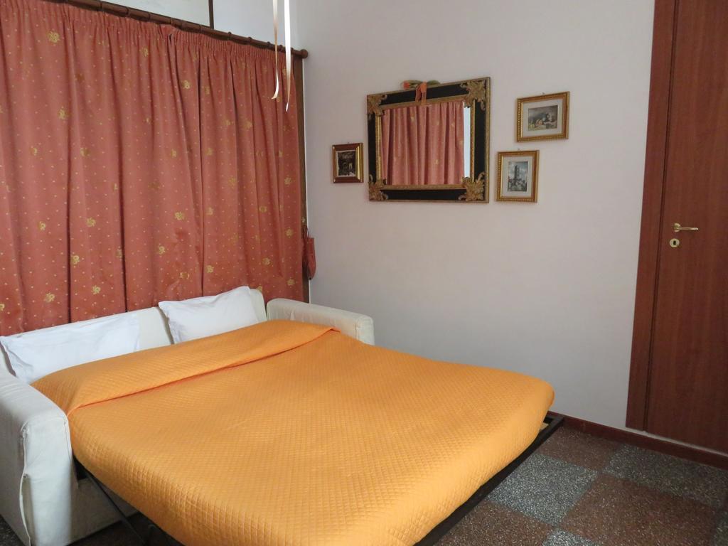 Hotel Rosy'S Neapel Exterior foto